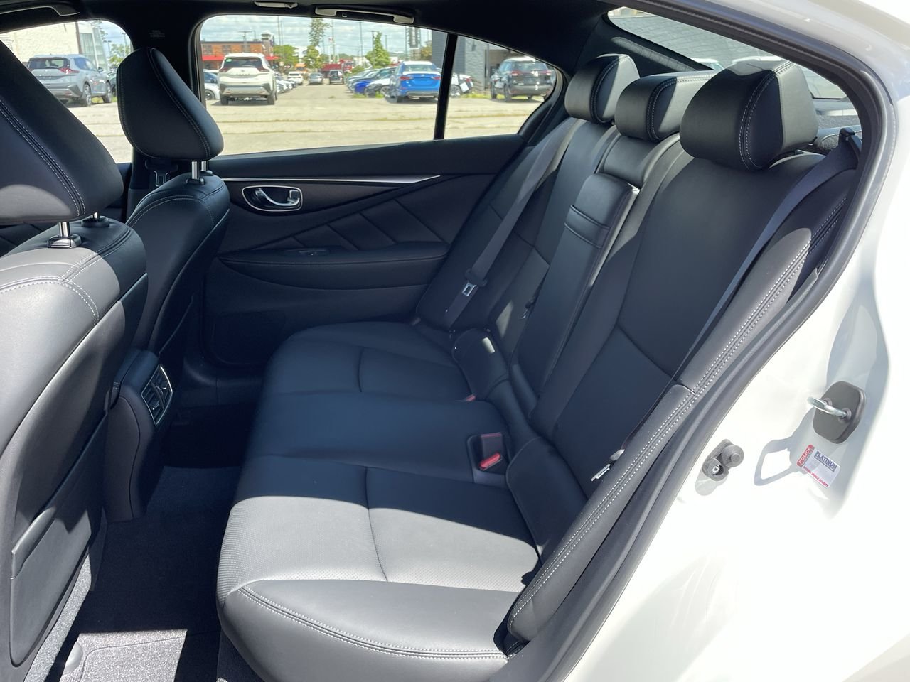 New 2023 Majestic White INFINITI Signature Edition image 33