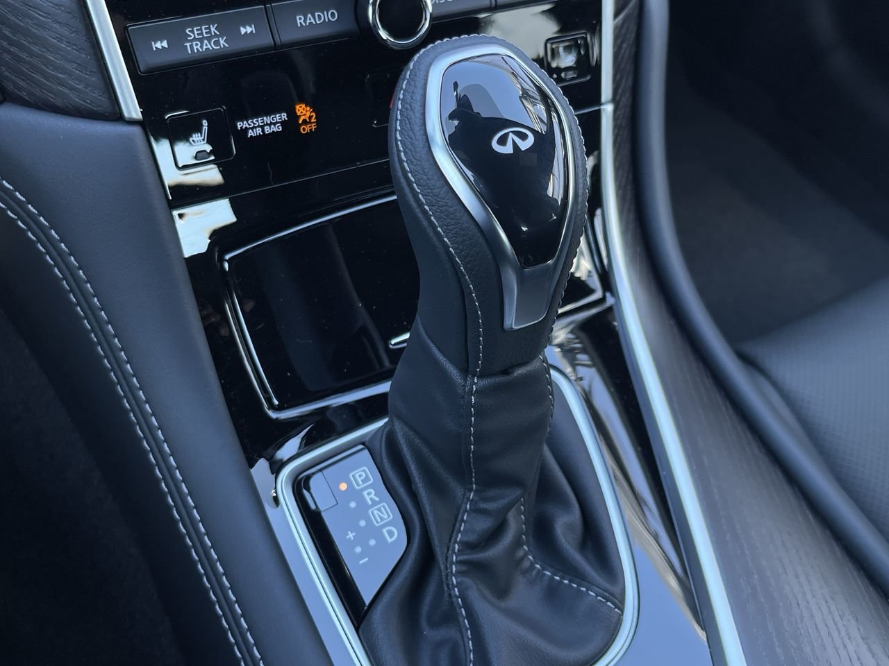 New 2023 Graphite Shadow INFINITI Signature Edition image 25