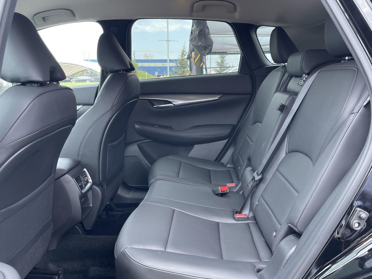 New 2023 Black Obsidian INFINITI PURE image 29