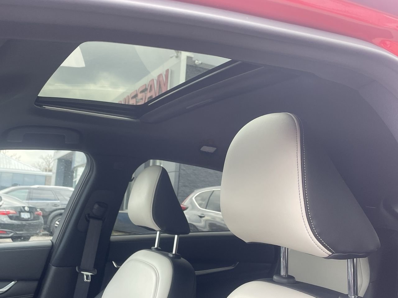 Used 2022 Dynamic Sunstone Red INFINITI SENSORY image 30