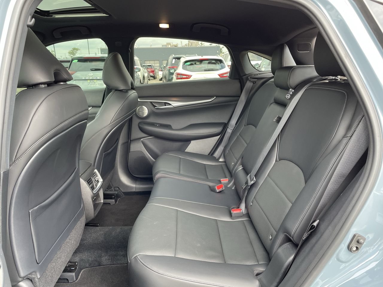 New 2023 Slate Gray INFINITI Essential image 32