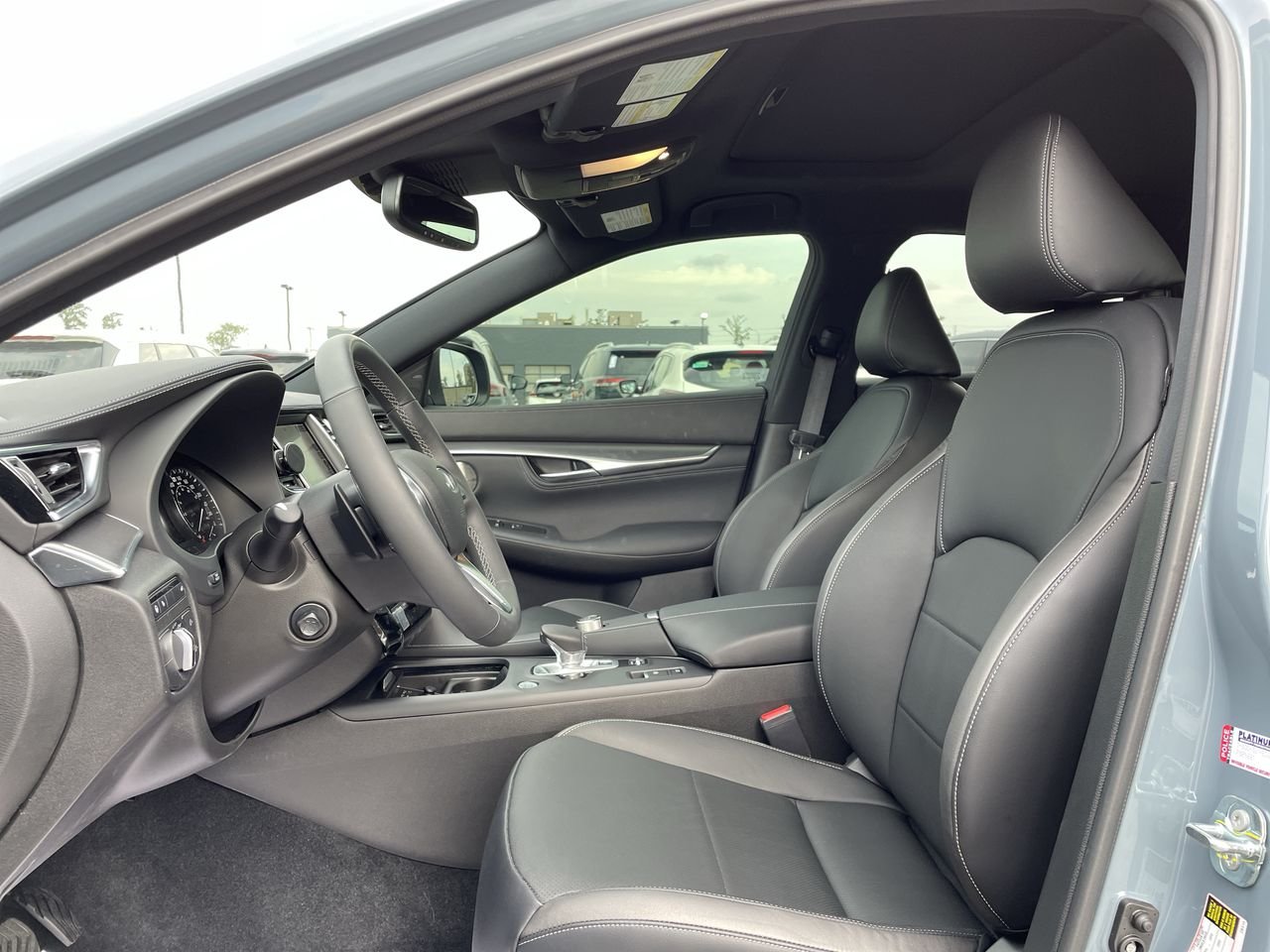 New 2023 Slate Gray INFINITI Essential image 20