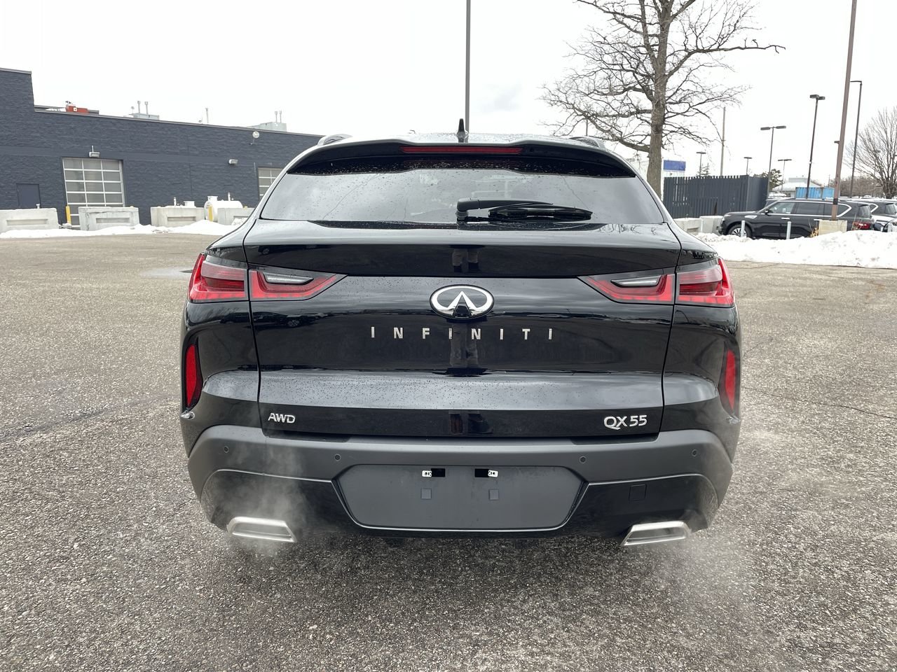 New 2023 Black Obsidian INFINITI LUXE image 19