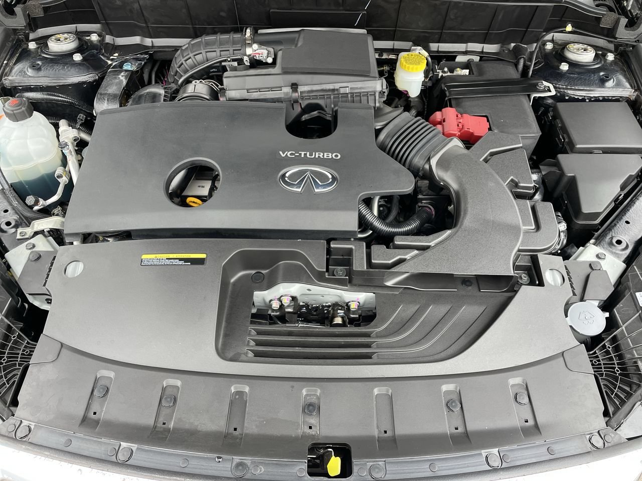 New 2023 Black Obsidian INFINITI LUXE image 17