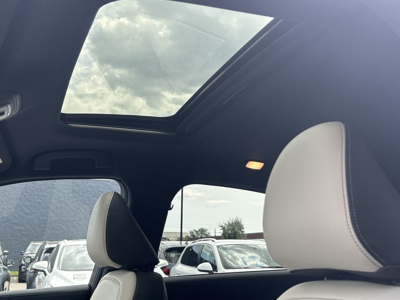 New 2023 Black Obsidian INFINITI LUXE image 29