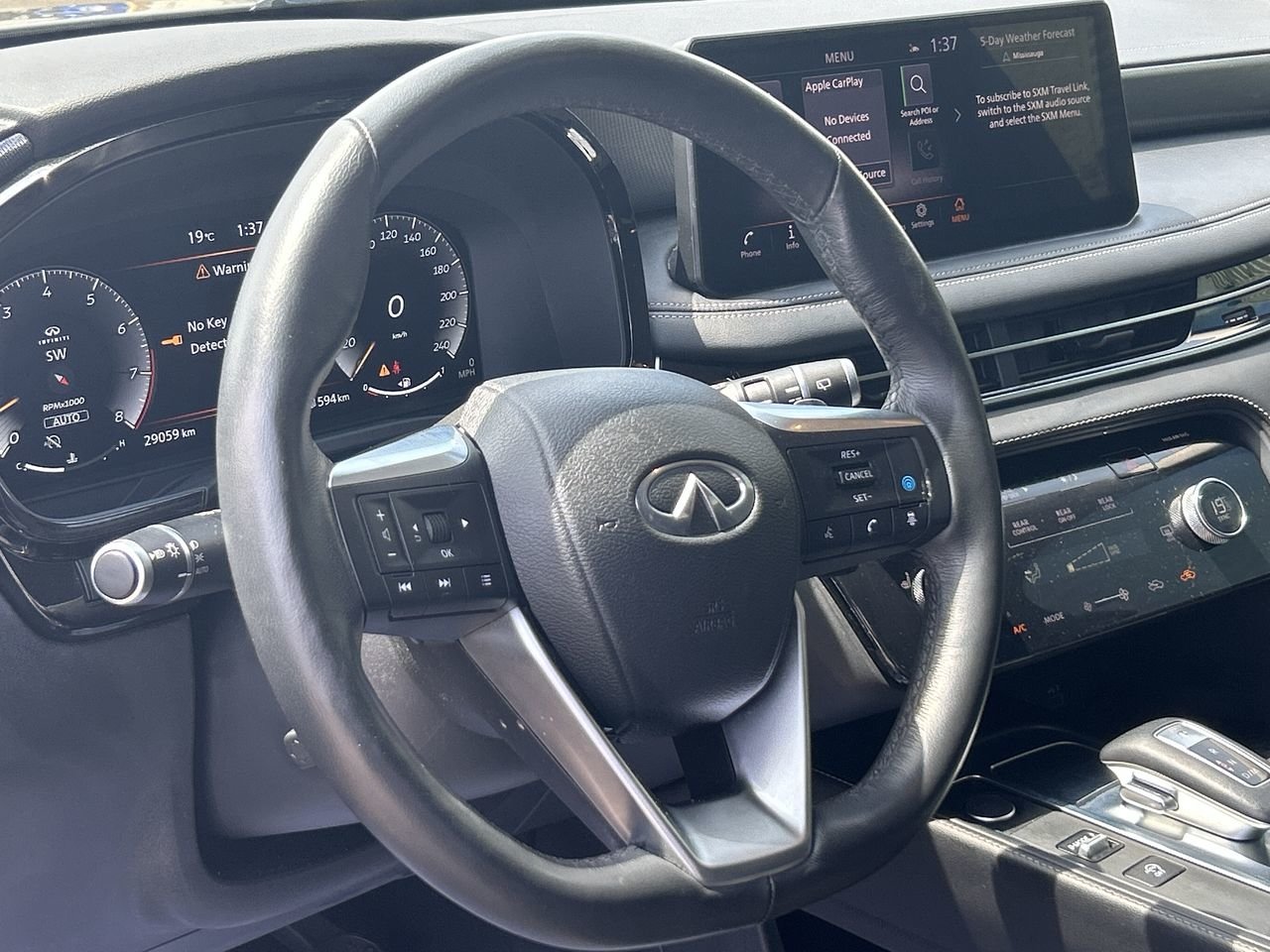 Used 2022 Warm titanium INFINITI LUXE image 22