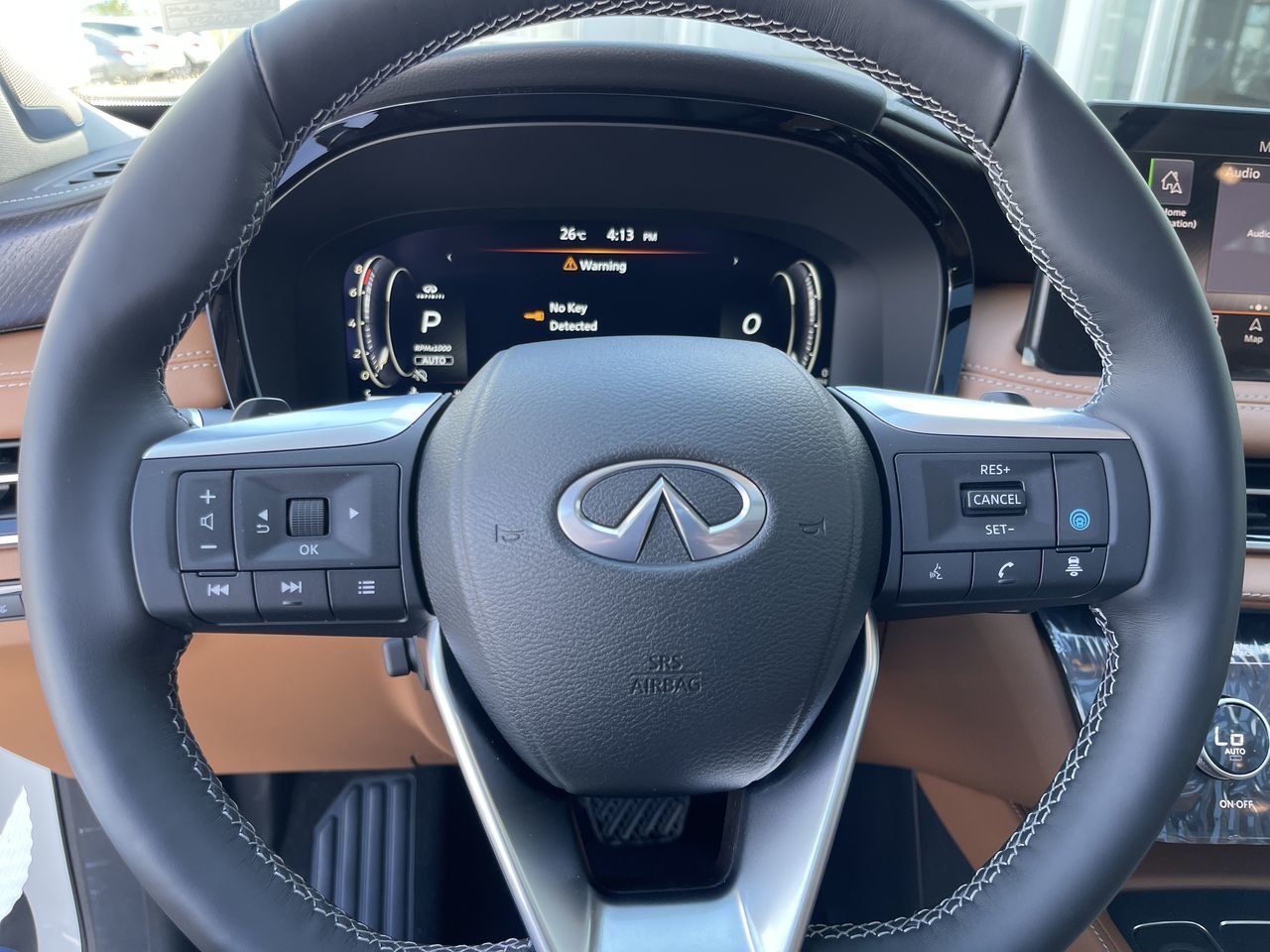 New 2023 Majestic White INFINITI Sensory image 22