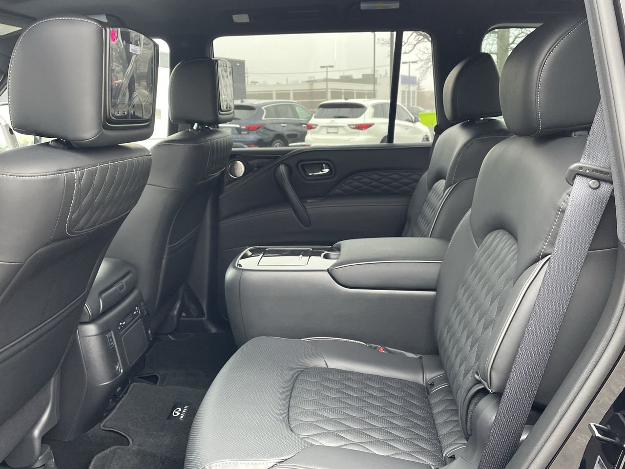 New 2023 Black Obsidian INFINITI 7 PASSENGER, ProACTIVE image 27