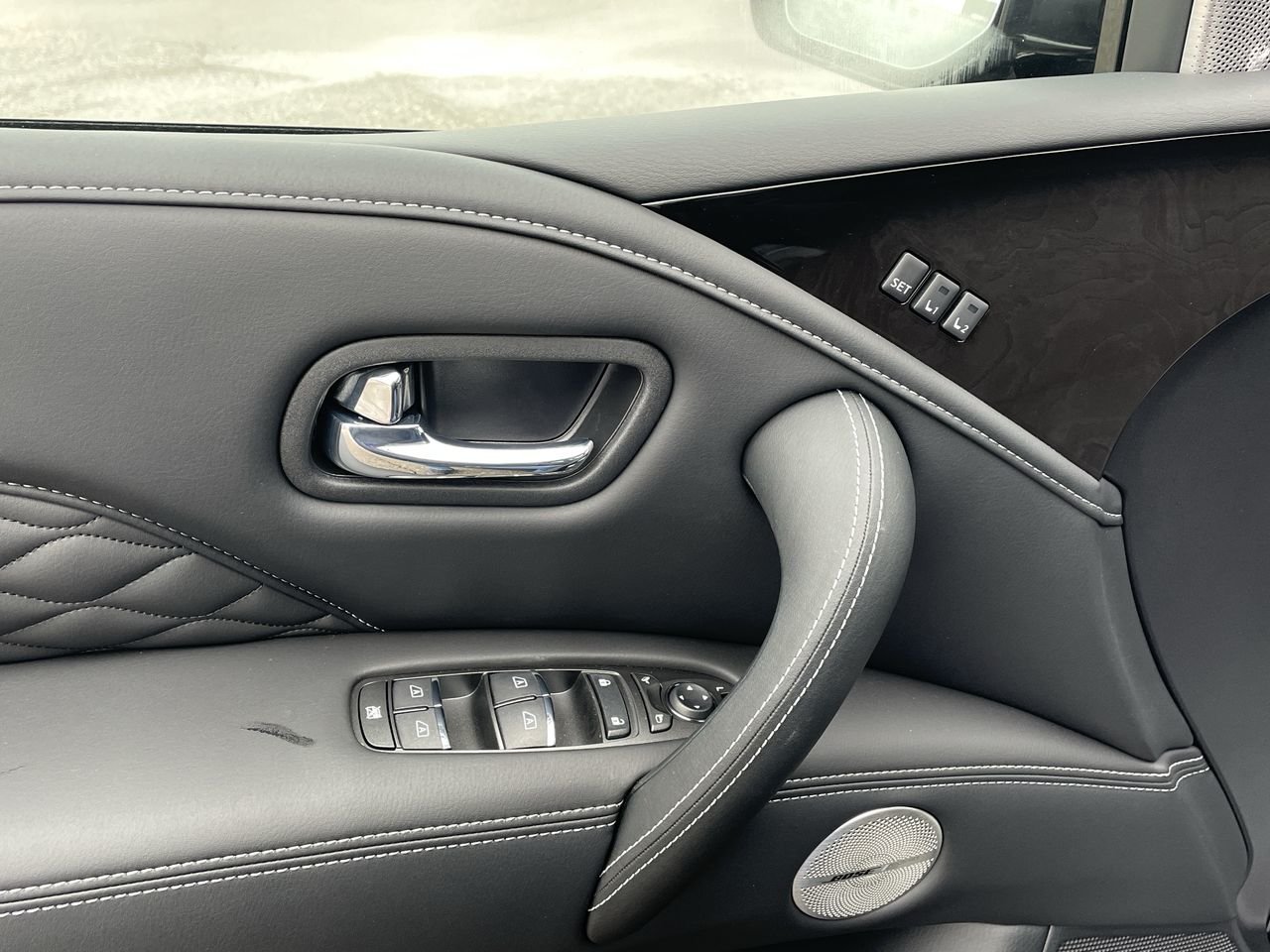 New 2023 Black Obsidian INFINITI 7 PASSENGER, ProACTIVE image 19