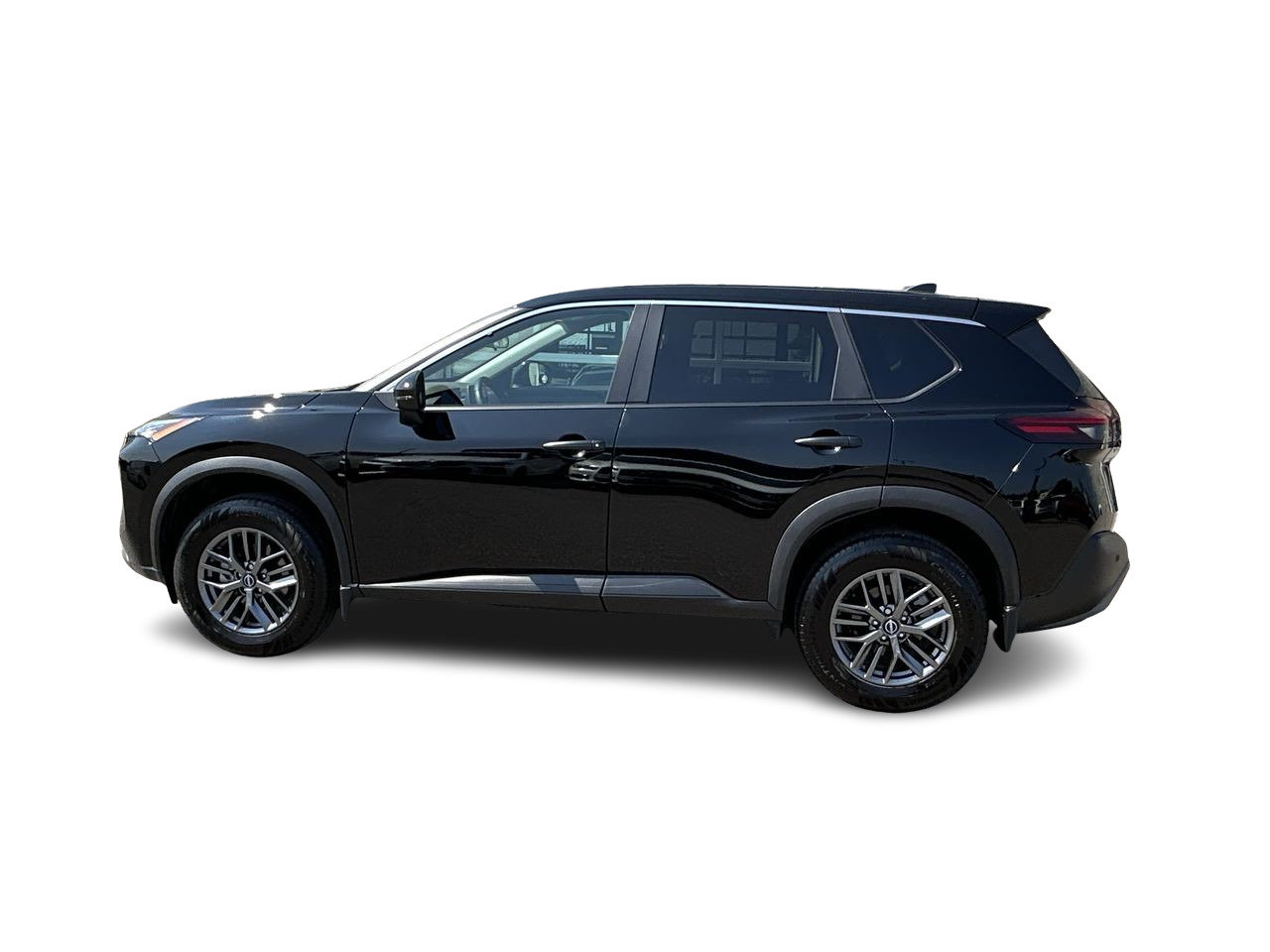 Used 2022 Super Black Nissan S AWD image 5