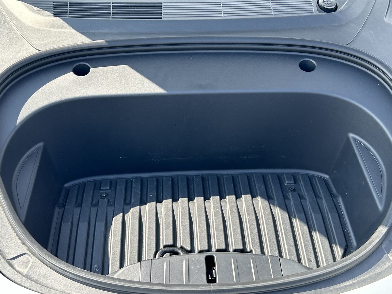 Used 2022 WHITE Tesla RWD image 34