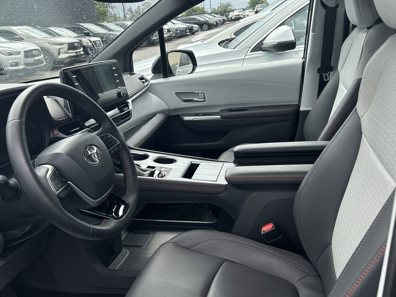 Used 2021 Midnight Black Met Toyota XSE 7-Pass image 18