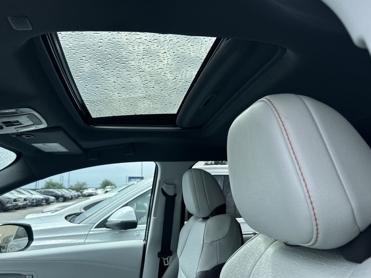 Used 2021 Midnight Black Met Toyota XSE 7-Pass image 28