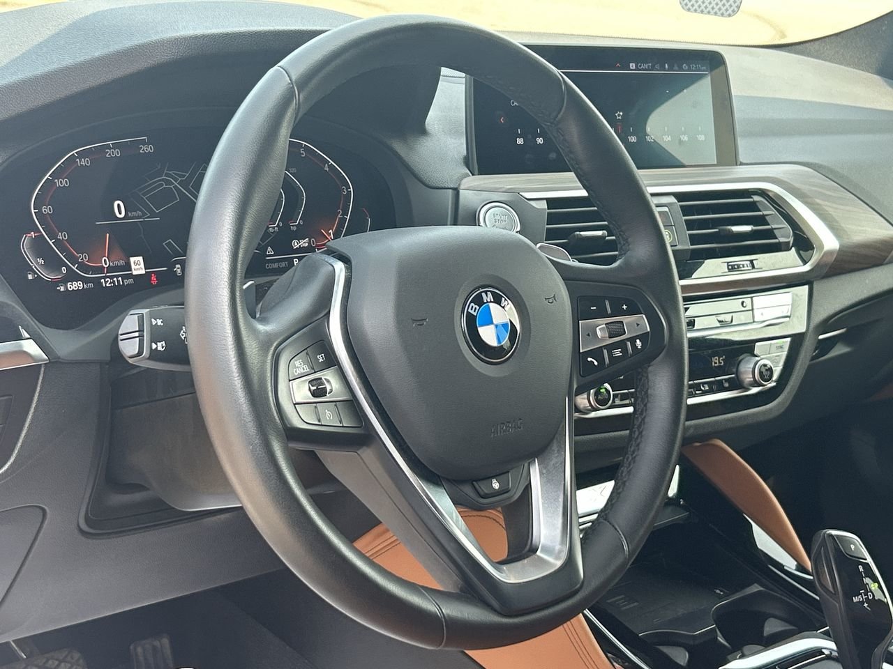 Used 2021 Mineral White Met BMW XDrive30i image 22