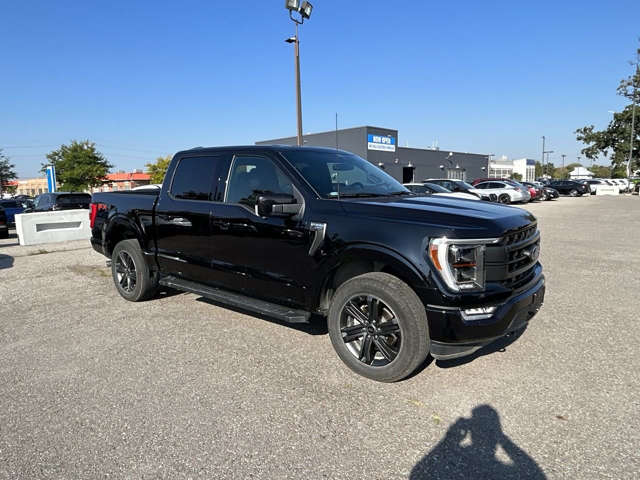 Used 2021 Agate Black Ford 4x4 - Supercrew Lariat - 145 WB image 16