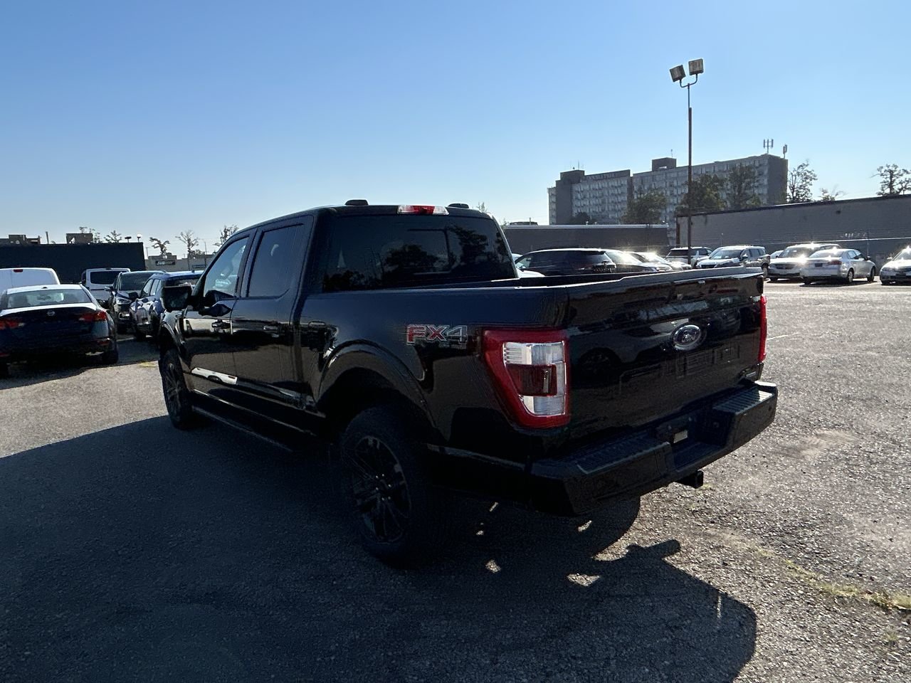Used 2021 Agate Black Ford 4x4 - Supercrew Lariat - 145 WB image 8