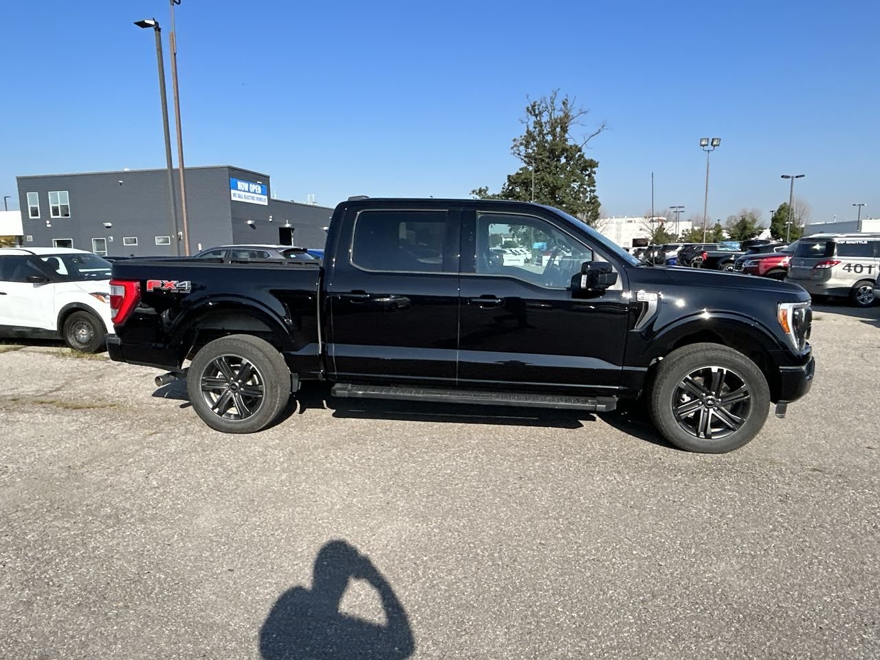 Used 2021 Agate Black Ford 4x4 - Supercrew Lariat - 145 WB image 14