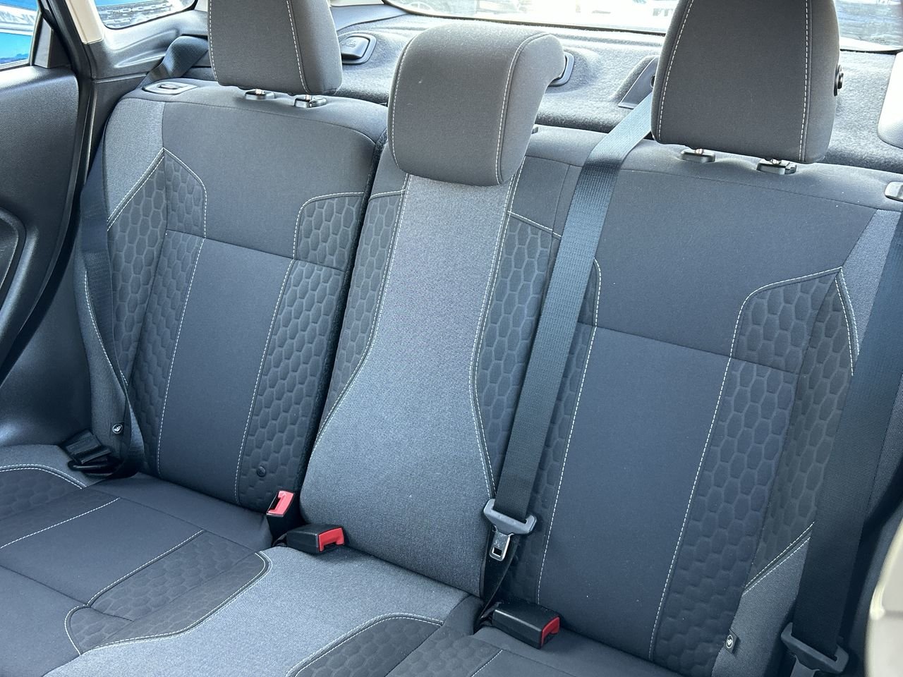 Used 2015 GREY Ford (5) SE image 28