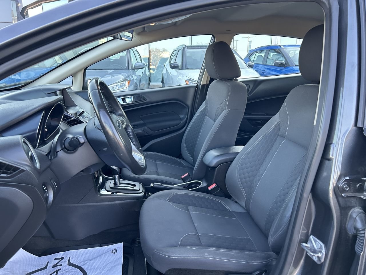 Used 2015 GREY Ford (5) SE image 19