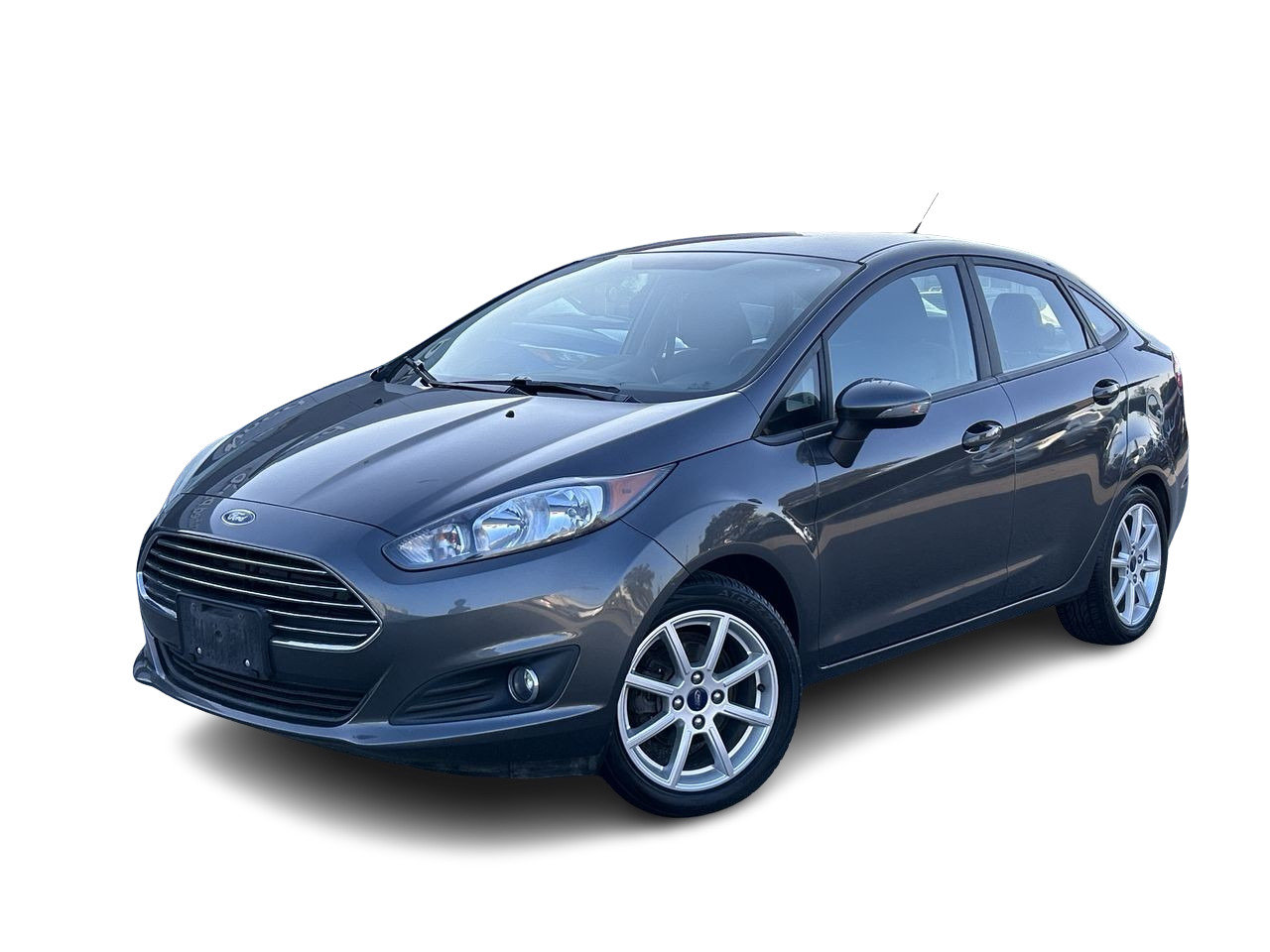 2015 Ford Fiesta (5) SE
