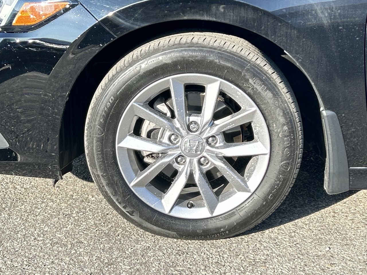 Used 2022 black Honda Sedan EX CVT image 18