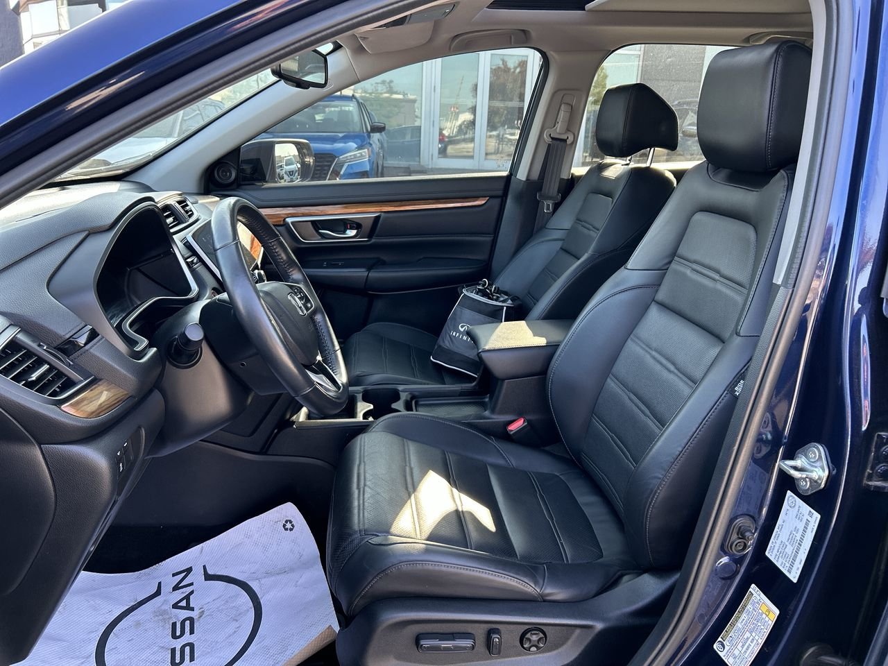 Used 2019 Obsidian Blue Pearl Honda Touring AWD CVT image 19