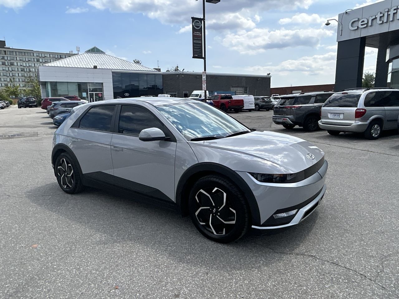 Used 2022 Cyber Grey Met Hyundai Preferred Long Range RWD image 15