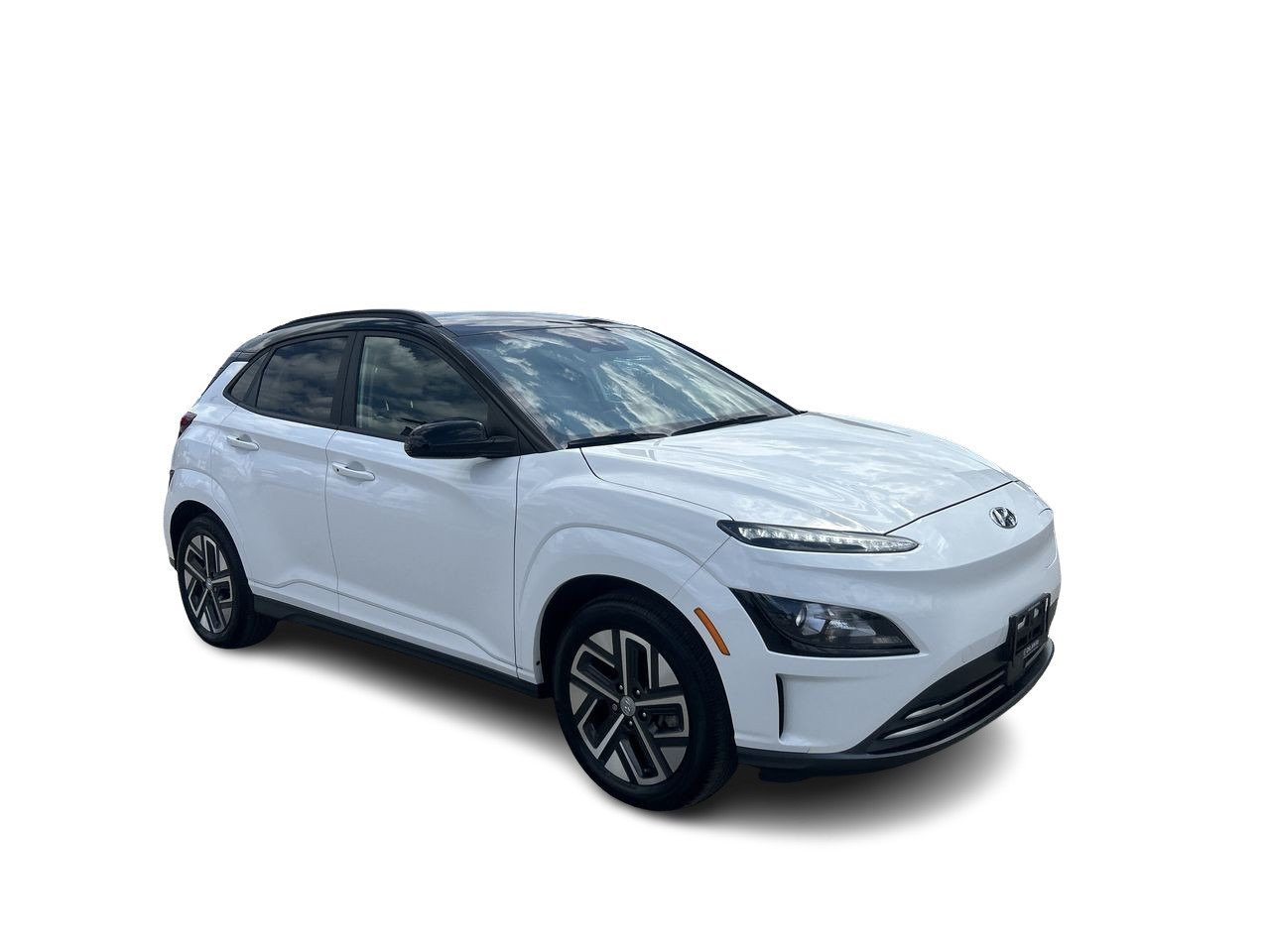 Used 2022 Atlas White/Phantom Black Hyundai Preferred Two-Tone image 15