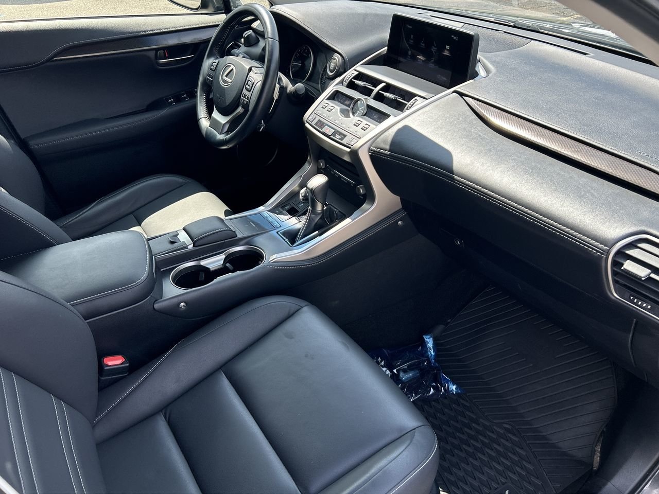 Used 2018  Lexus NX 300 image 31
