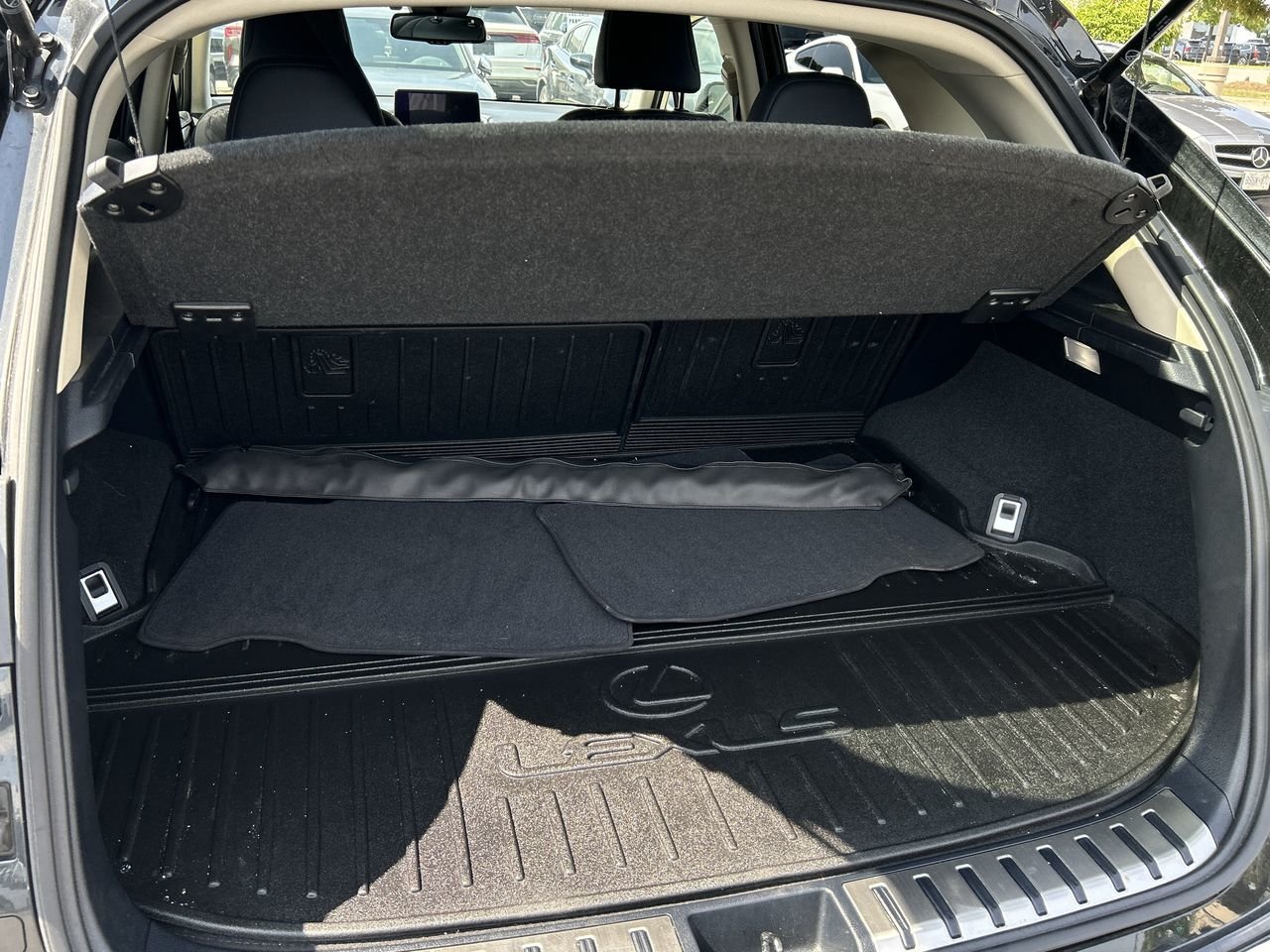 Used 2018  Lexus NX 300 image 30