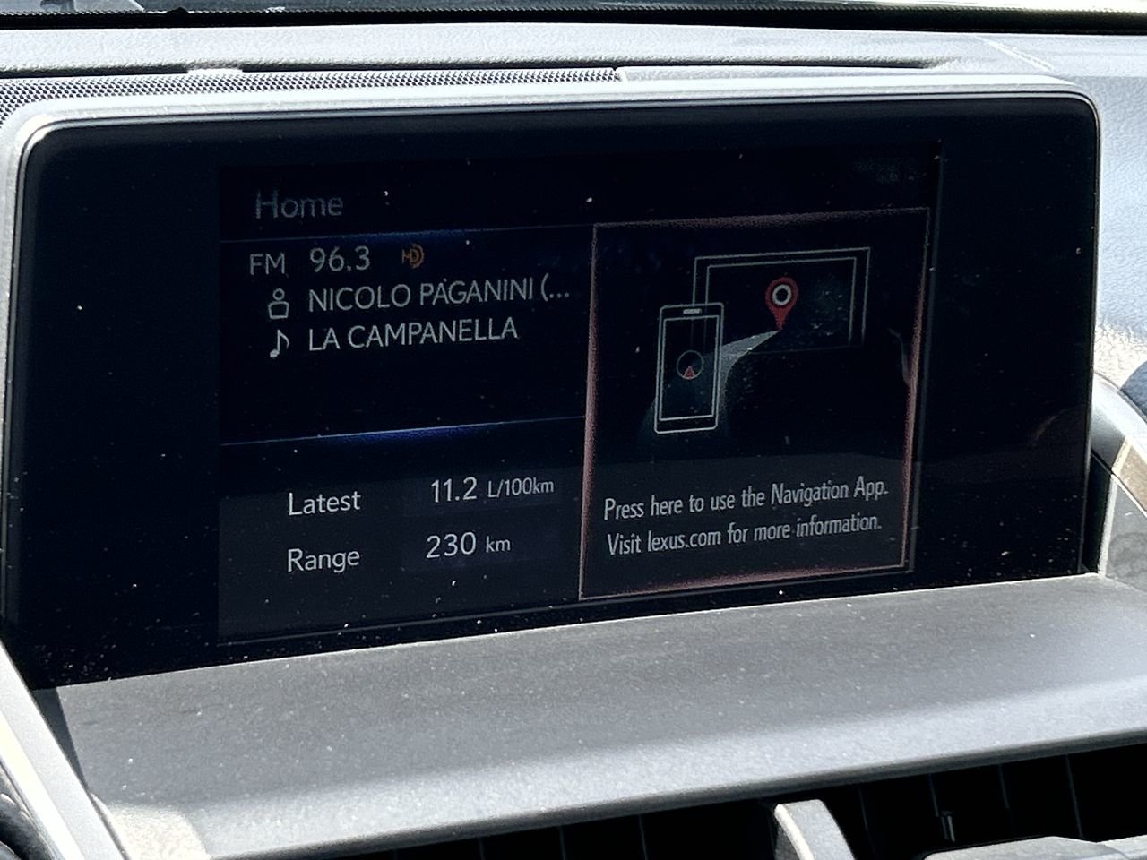 Used 2018  Lexus NX 300 image 24