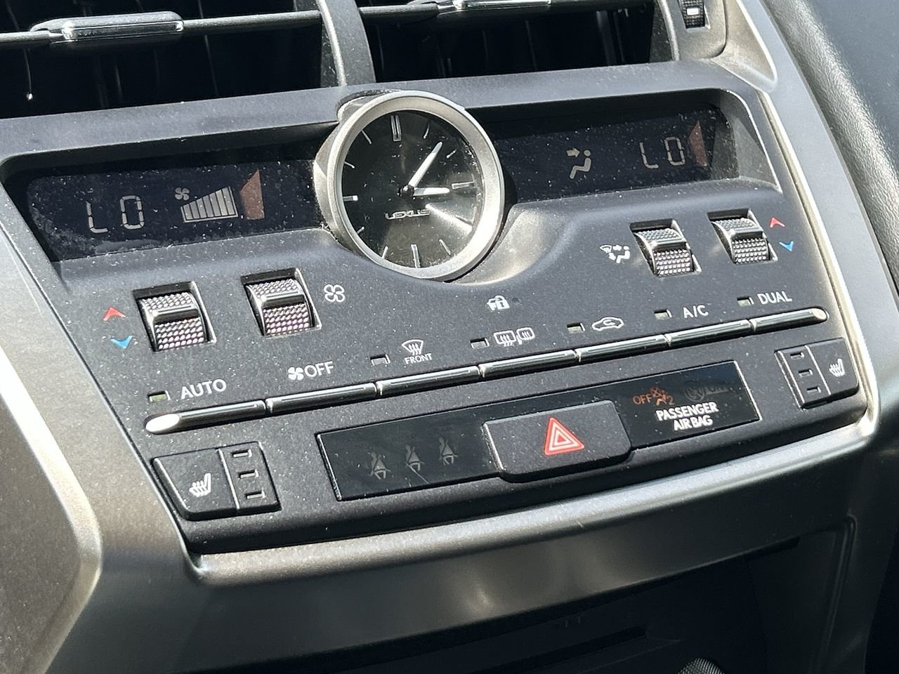 Used 2018  Lexus NX 300 image 26