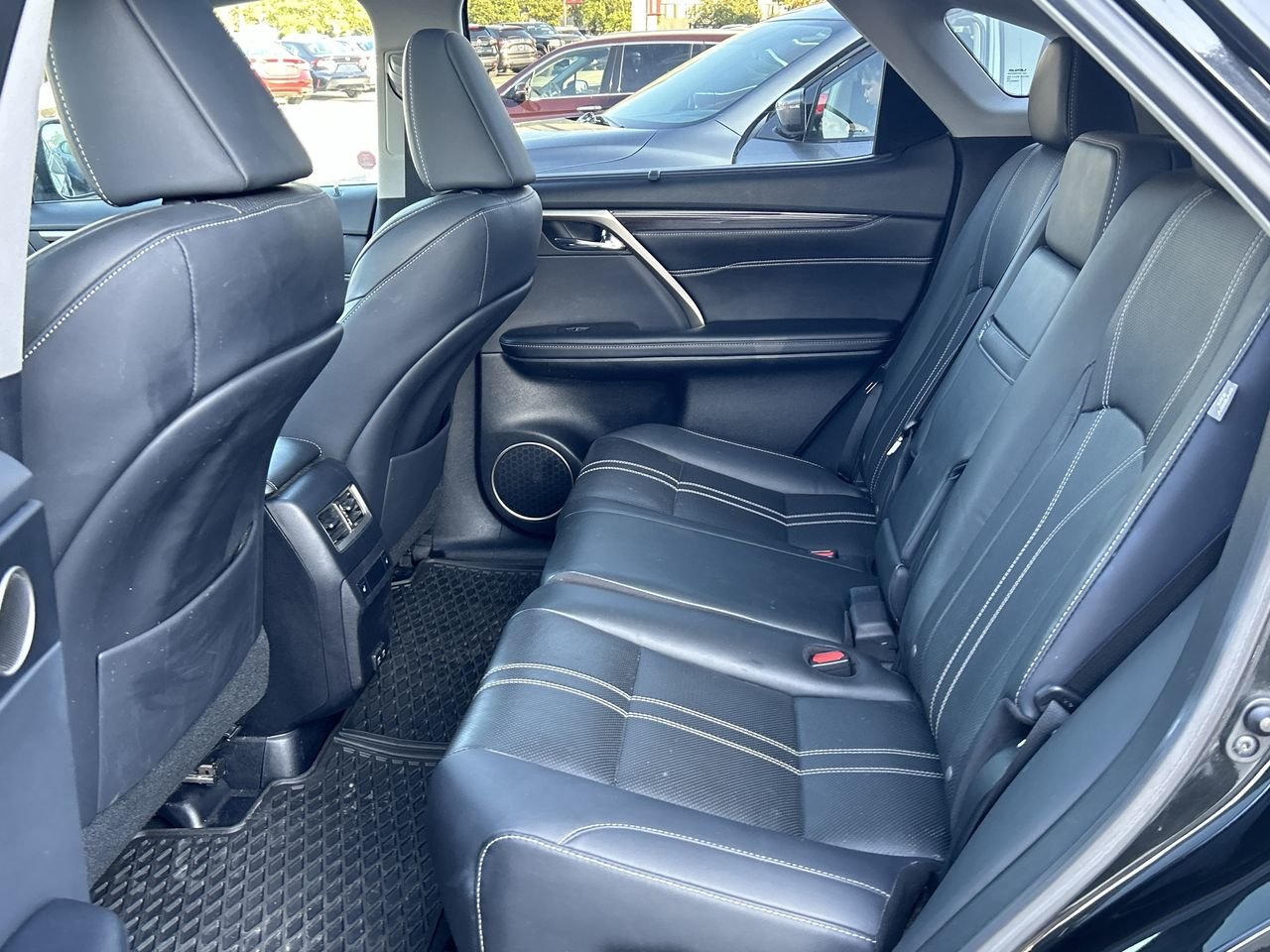 Used 2020 Obsidian Lexus 8A image 31