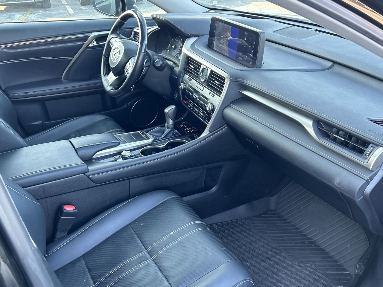 Used 2020 Obsidian Lexus 8A image 33
