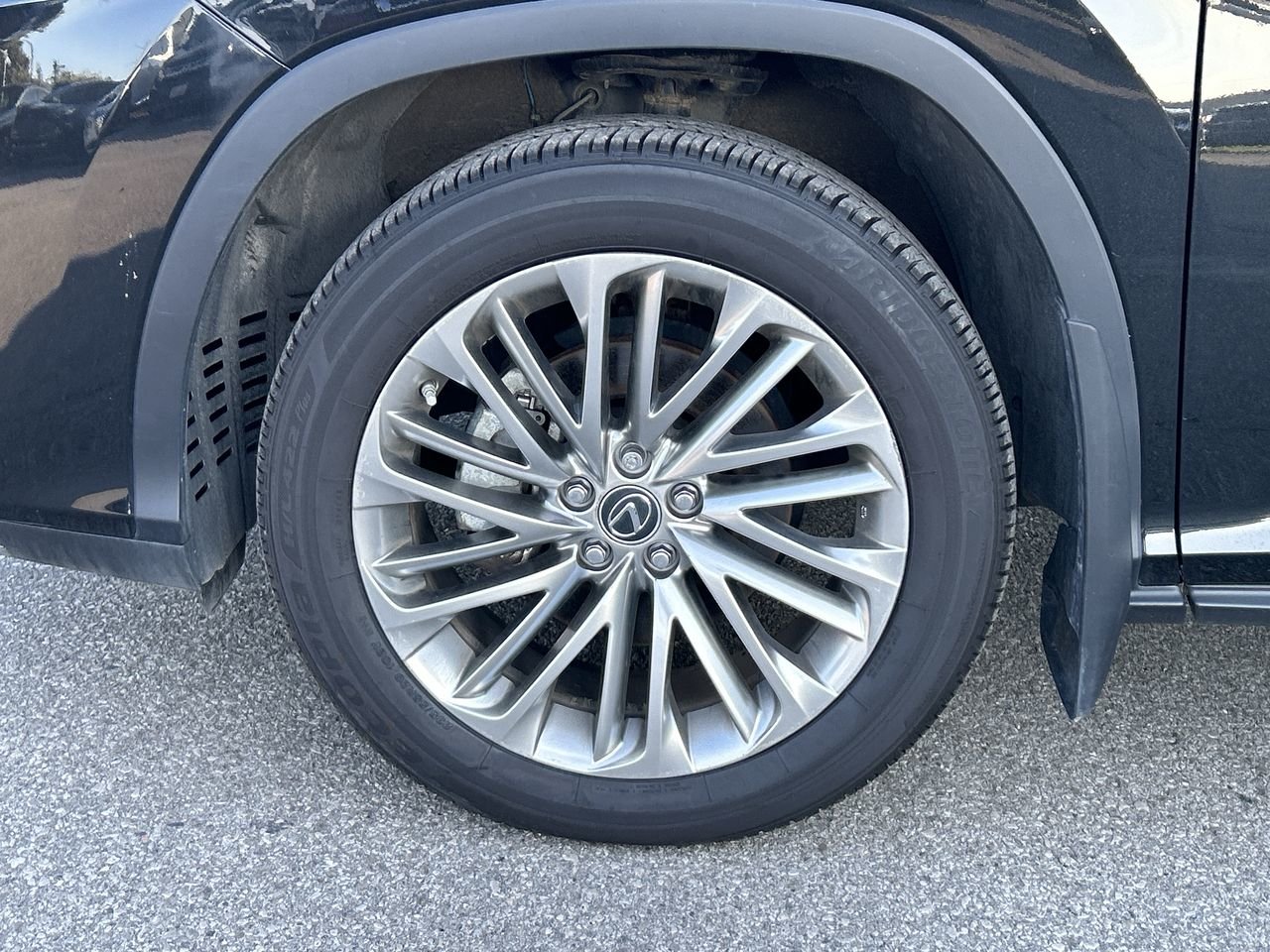 Used 2020 Obsidian Lexus 8A image 18