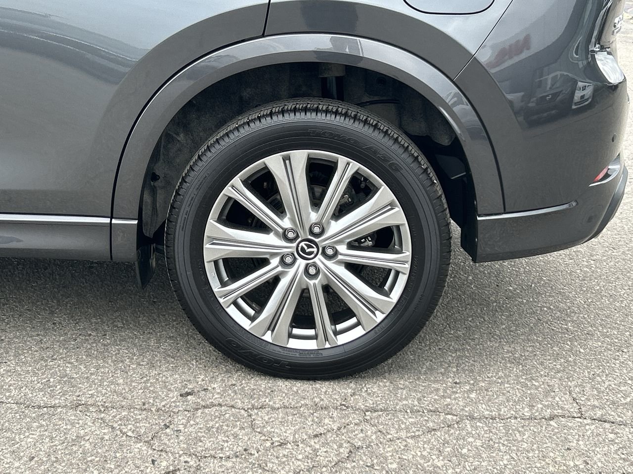Used 2022 Machine Grey (Met) Mazda Signature AWD at image 18