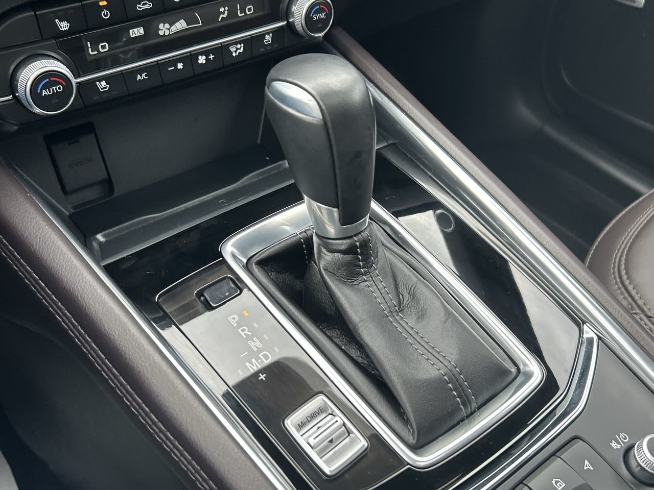 Used 2022 Machine Grey (Met) Mazda Signature AWD at image 25