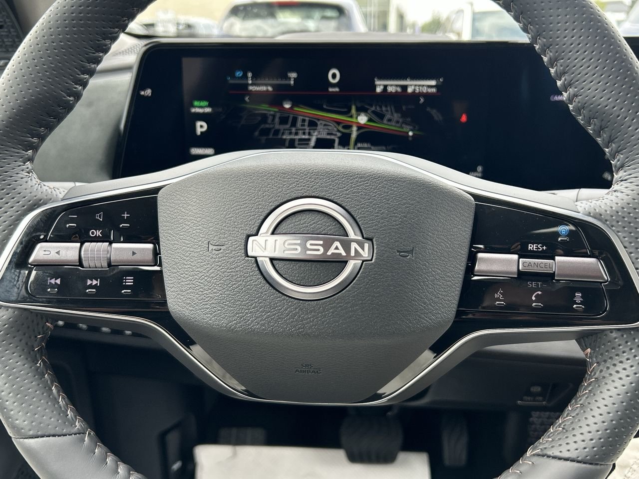 New 2023 Black Diamond Pearl Nissan Extended Range PLATINUM+ e-4ORCE image 25