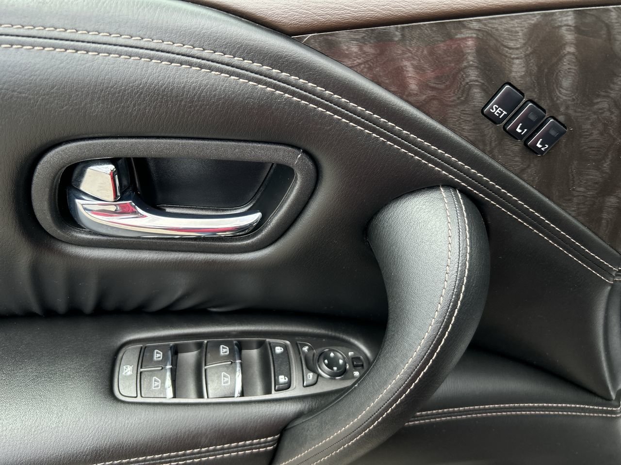 Used 2021 Coulis Red Pearl Nissan Platinum at image 21