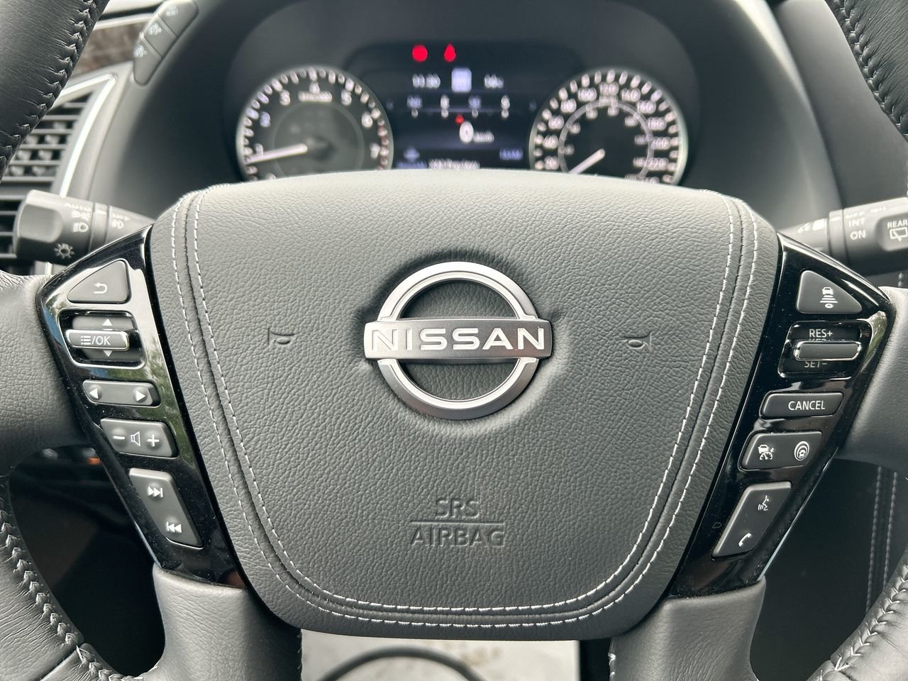 New 2023 Aspen White Tricoat Nissan Platinum Captain