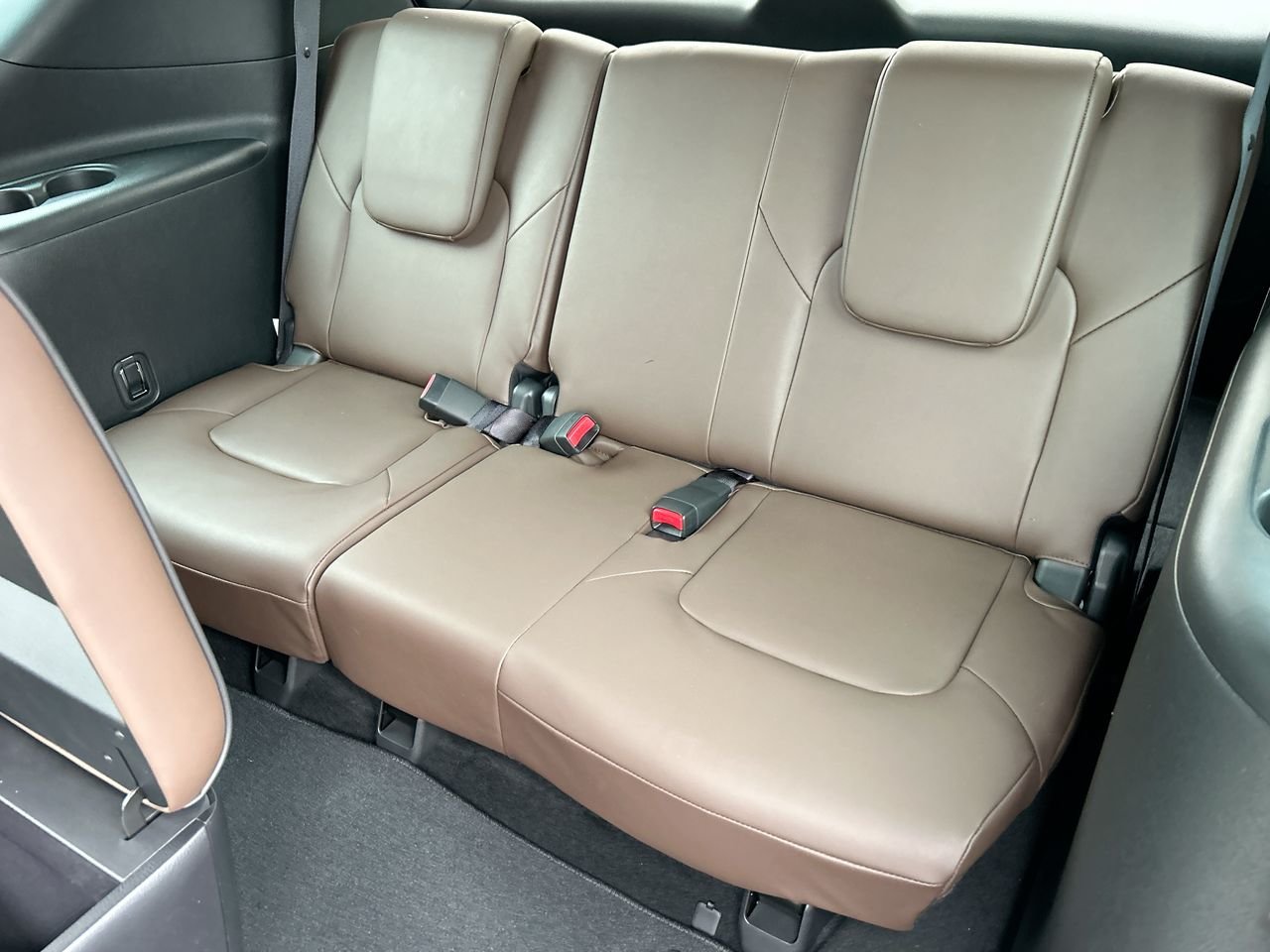 New 2023 Aspen White Tricoat Nissan Platinum Captain