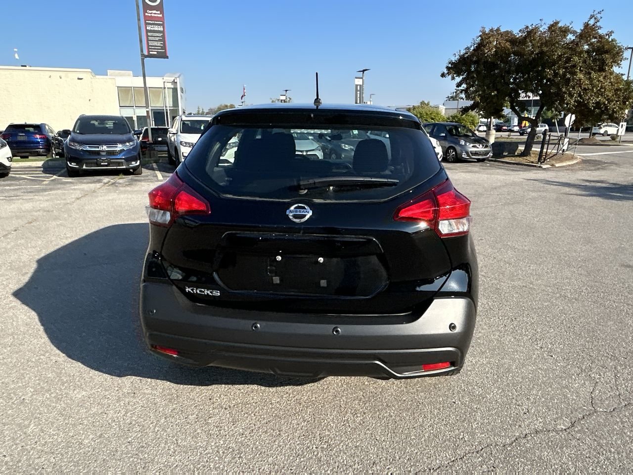 Used 2020 Super Black Nissan S CVT image 9