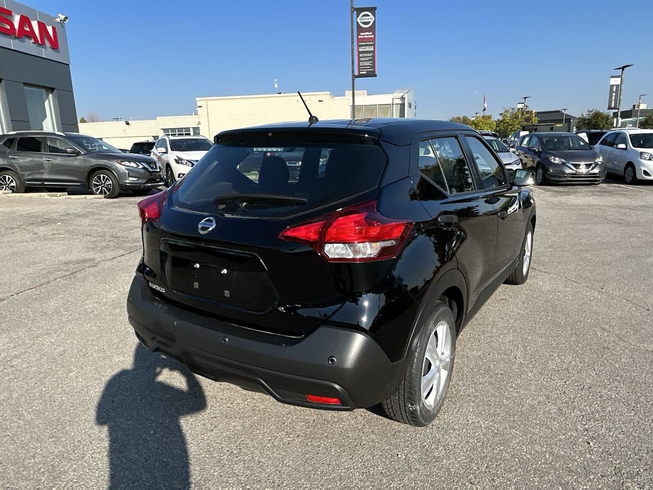 Used 2020 Super Black Nissan S CVT image 10