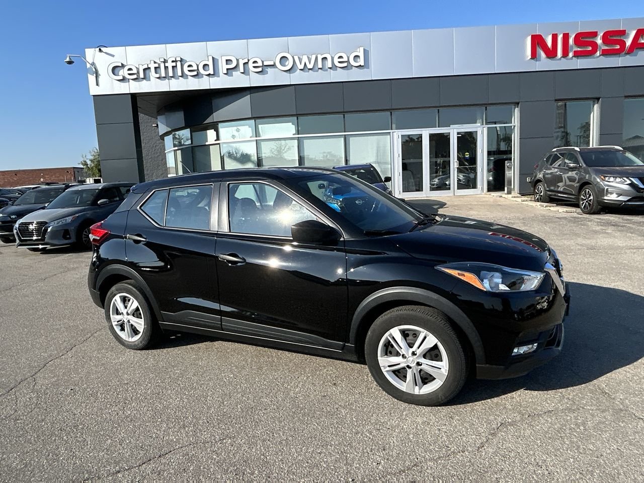 Used 2020 Super Black Nissan S CVT image 14