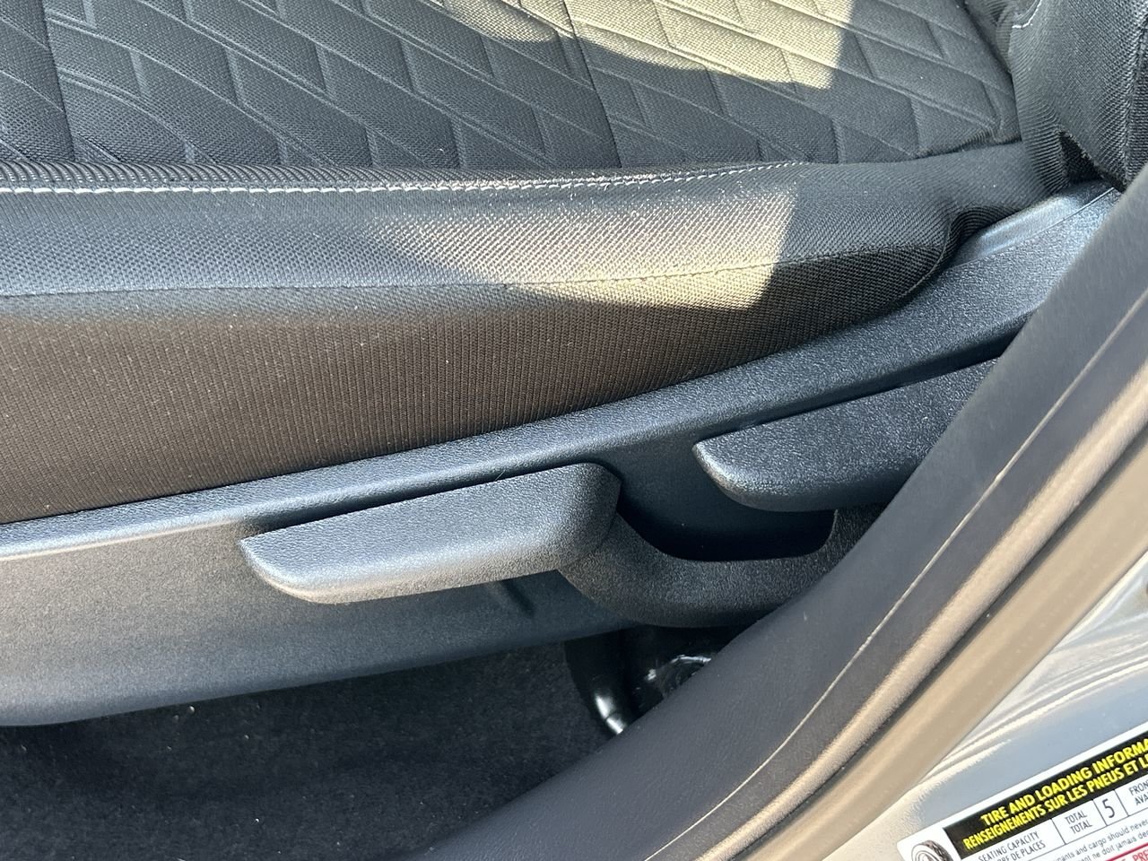 Used 2021 Boulder Grey Pearl Met Nissan SV CVT image 20