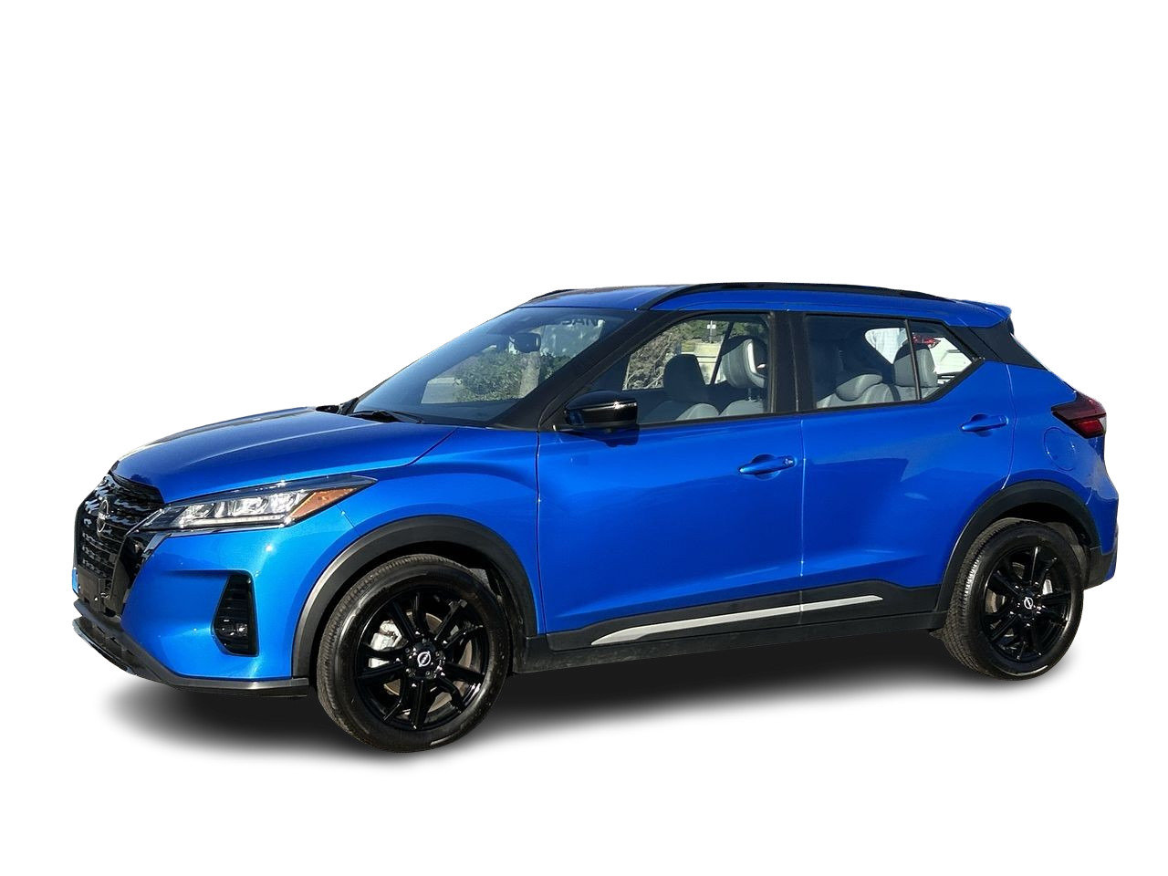 Used 2023 Electric Blue Metallic Nissan SR CVT image 4