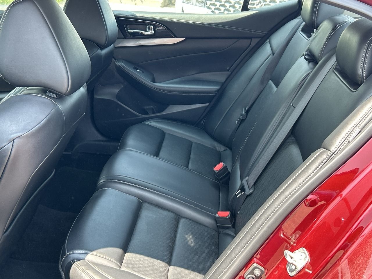 Used 2021 Carnelian Red Met Nissan SL CVT image 28