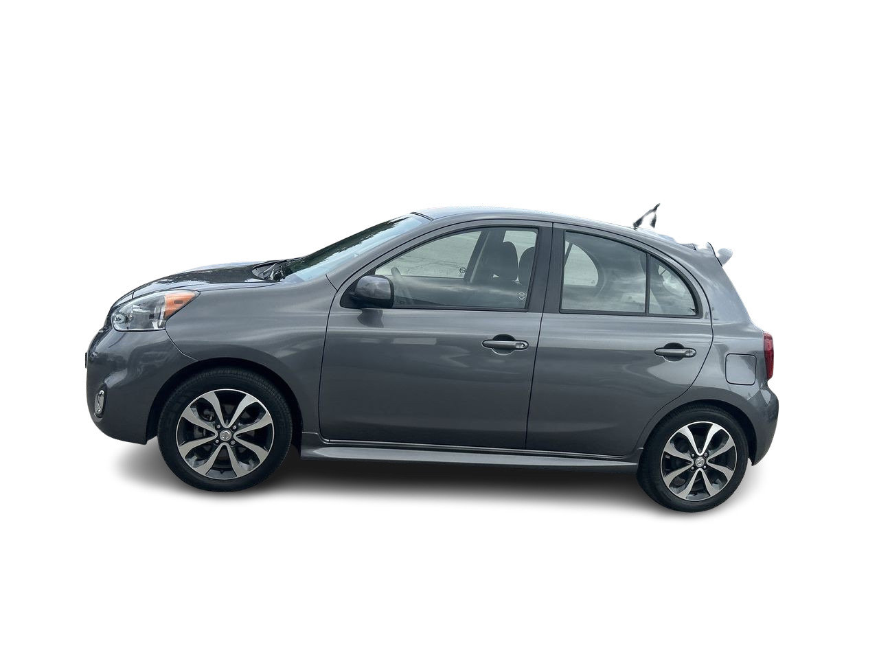 Used 2016 Gun Met Nissan 1.6 SR at image 16