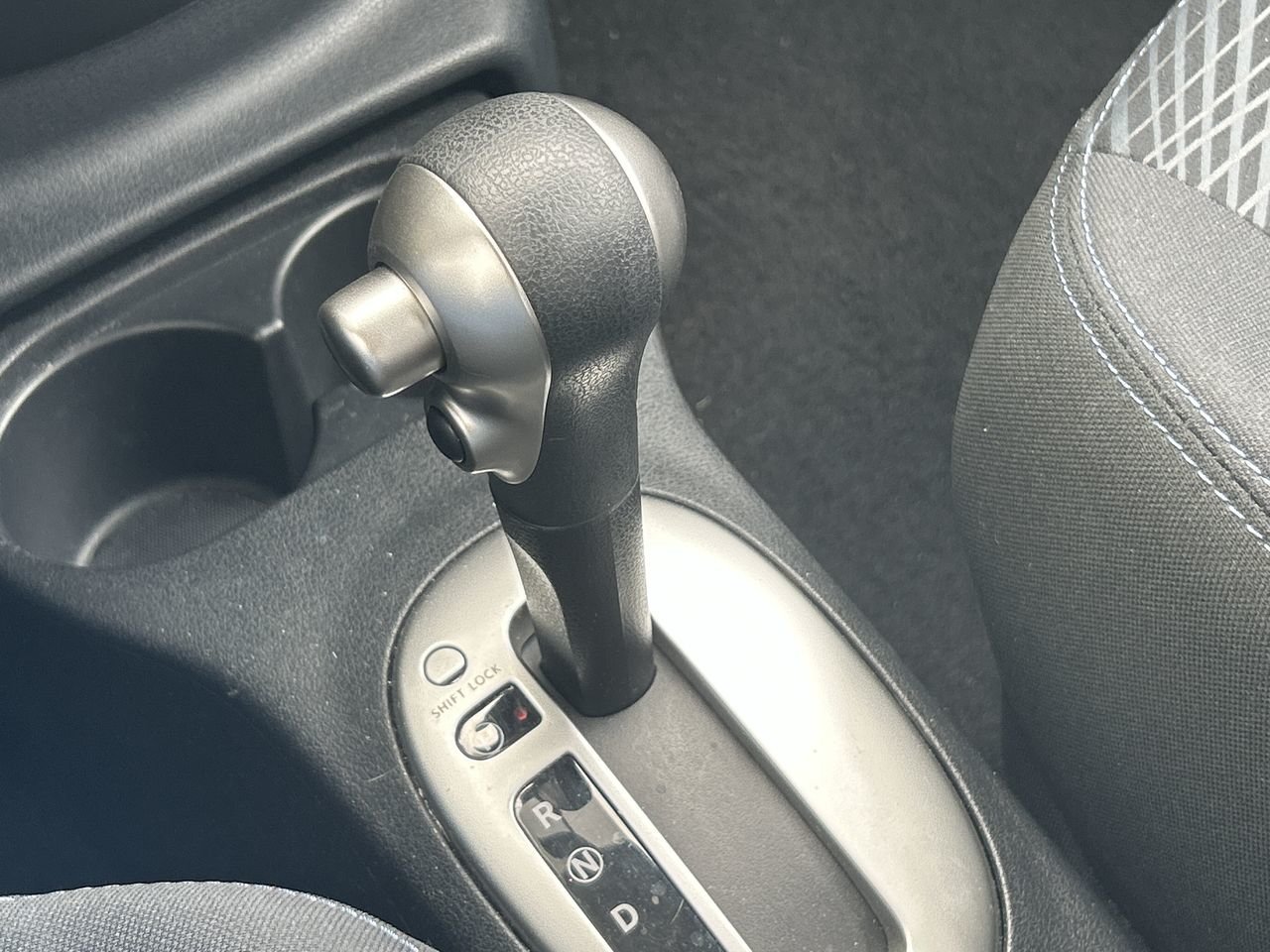 Used 2016 Gun Met Nissan 1.6 SR at image 26