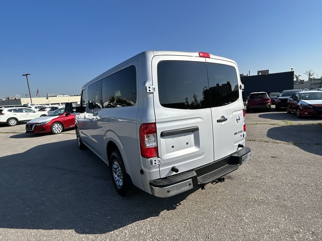 Used 2018 Brilliant Silver Met Nissan SL V8 Standard Roof image 8